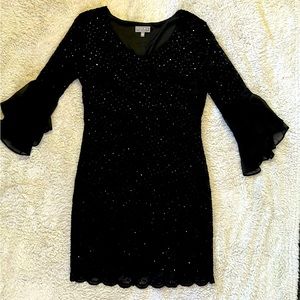 Laura Petites — Black Sequin Dress — Size US Large — Flutter Sleeve